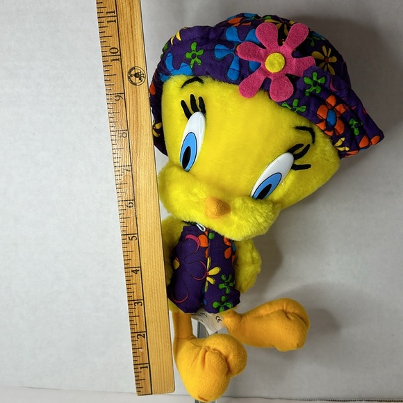 VTG Looney Tunes Tweety Bird Stuffed Animal 1998 Floral Hat Tweety Bird Plush - Picture 5 of 5